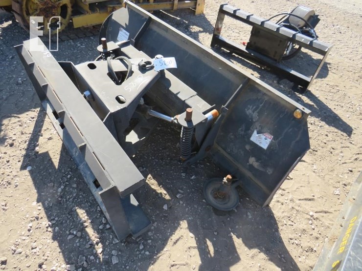 skid-loader-snow-blade-image-1