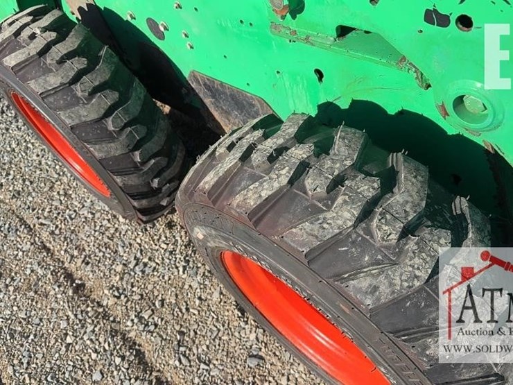 2012-bobcat-s175-image-12