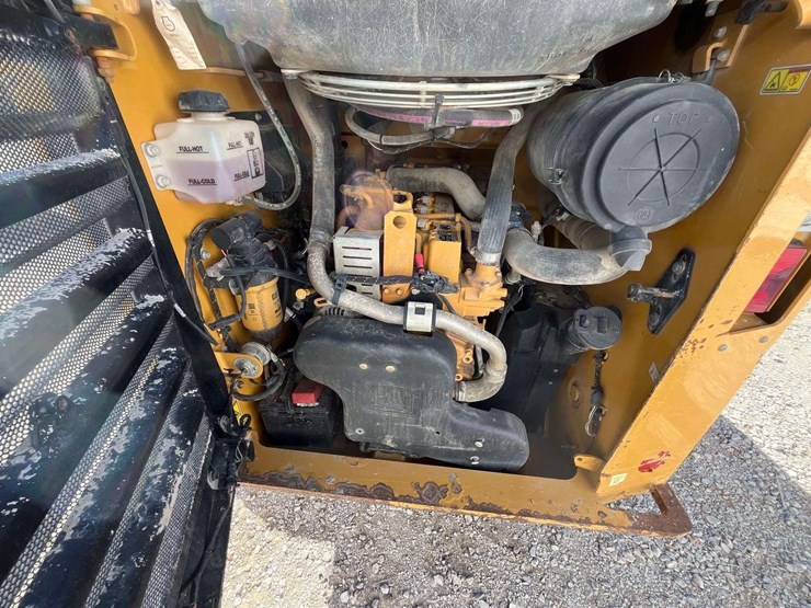 2019-caterpillar-289d3-image-5