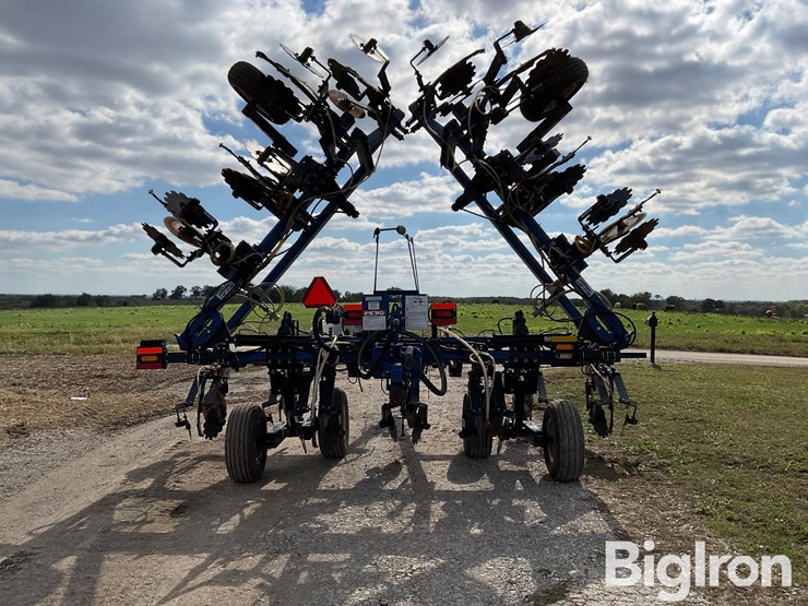 2013-blu-jet-landrunner-image-6