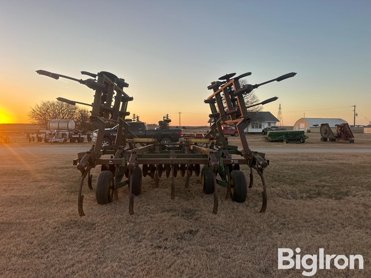 john-deere-712-image-6