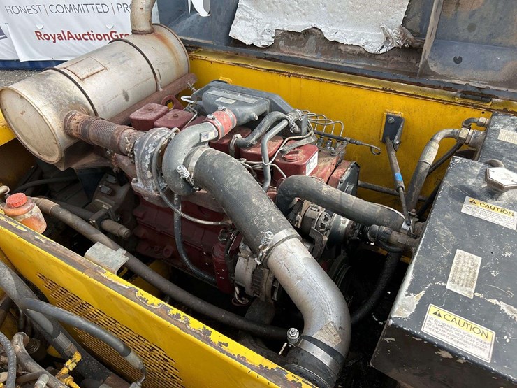 2001-new-holland-ec215-image-7