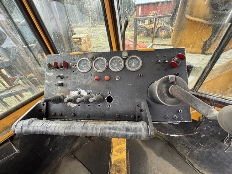 1974-letourneau-2594-image-14