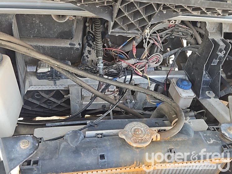 2019-club-car-carryall-1700-image-153