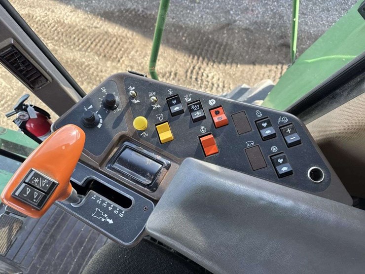 john-deere-9400-image-24