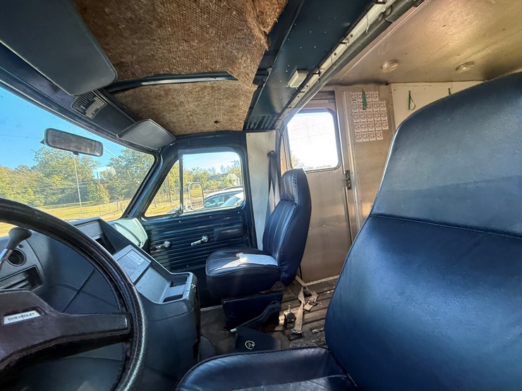 1991-chevrolet-c30-image-57