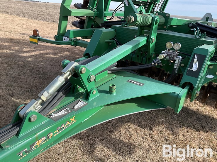 great-plains-2400tm-image-14