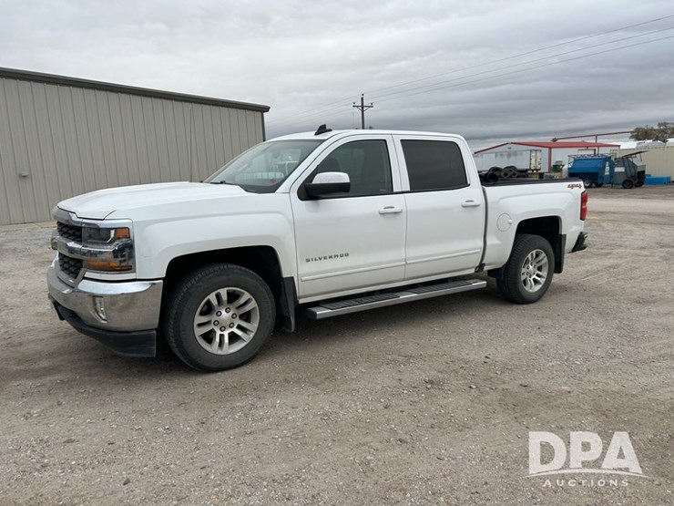 2018-chevrolet-silverado-4-door-pickup-(cp1307,-unit-12086)-image-2