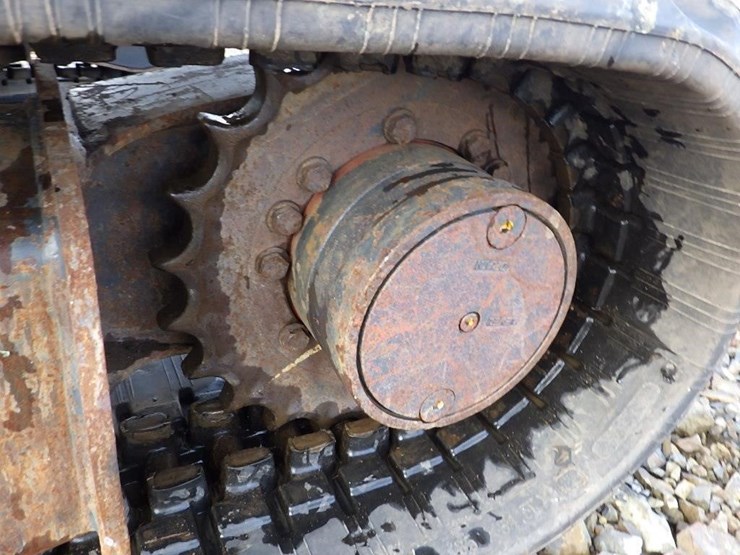 2019-deere-35g-image-32