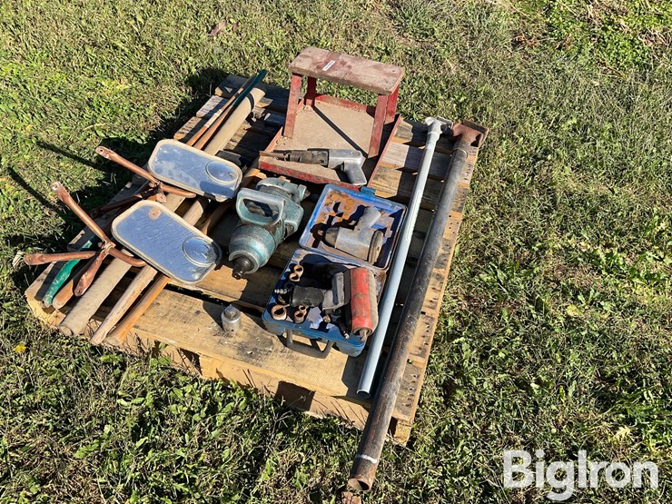 pallet-of-misc-air-tools-image-1