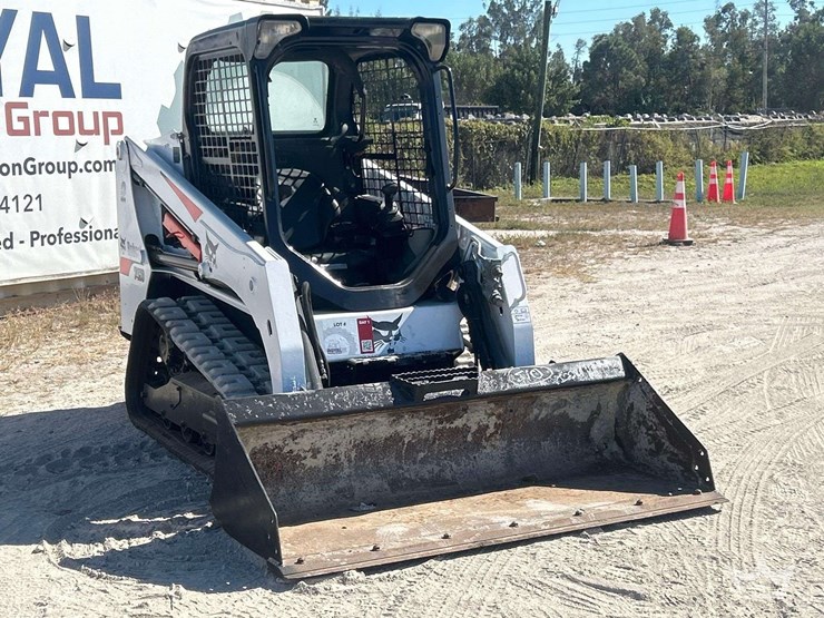 2017-bobcat-t450-image-2