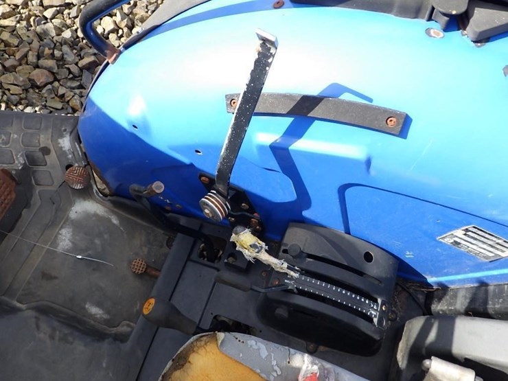 new-holland-tn60a-image-20