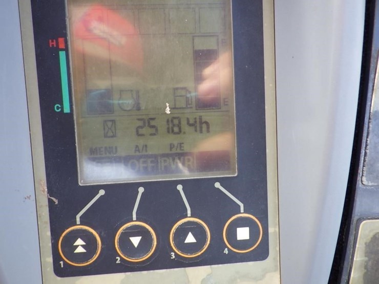 2019-deere-35g-image-27