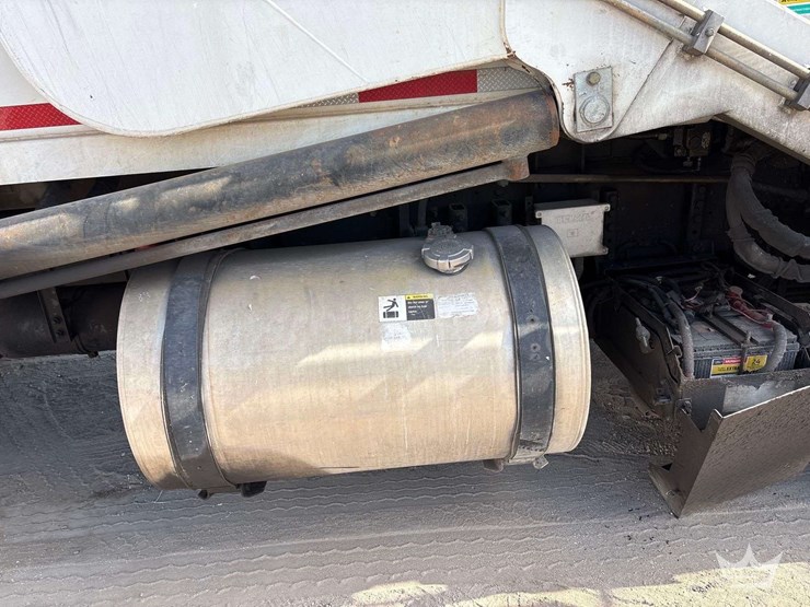 2017-autocar-xpeditor-image-15