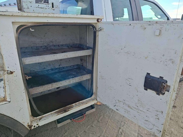 2017-ford-f550-image-29