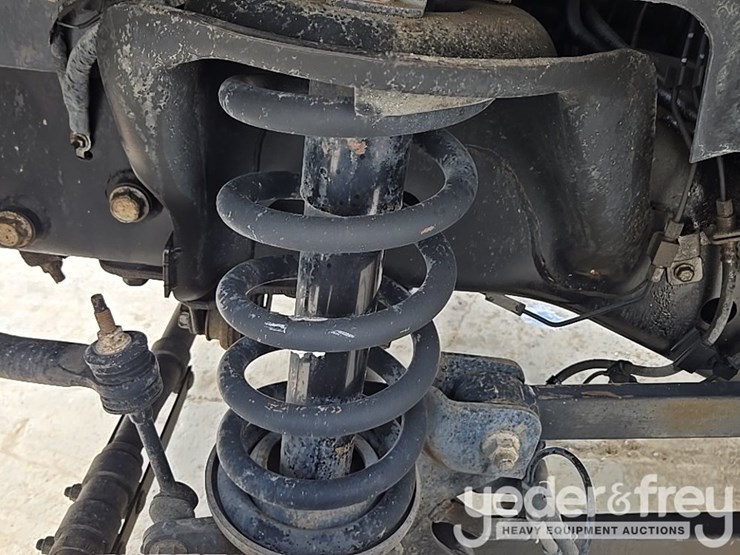 2014-dodge-service-truck-image-60