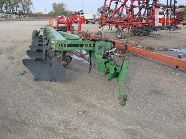 john-deere-2800-image-2