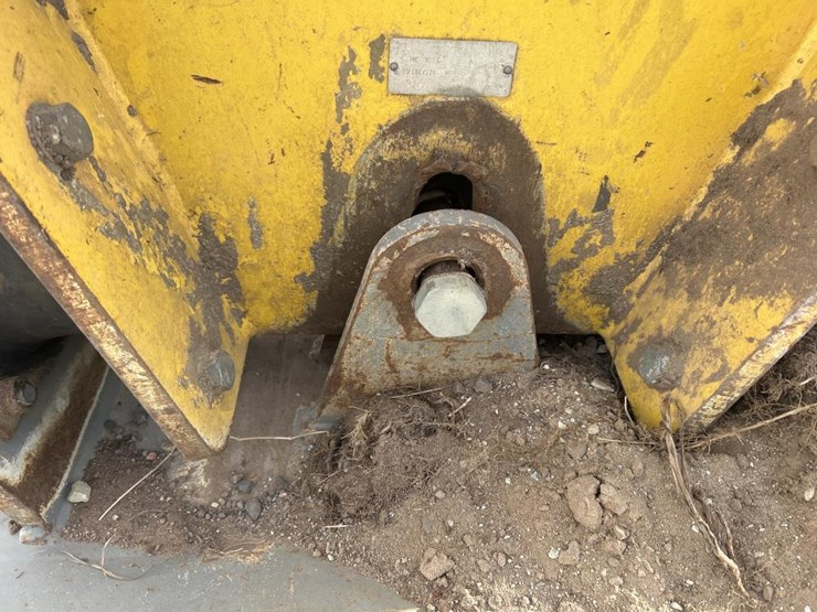 komatsu-pc300-image-8