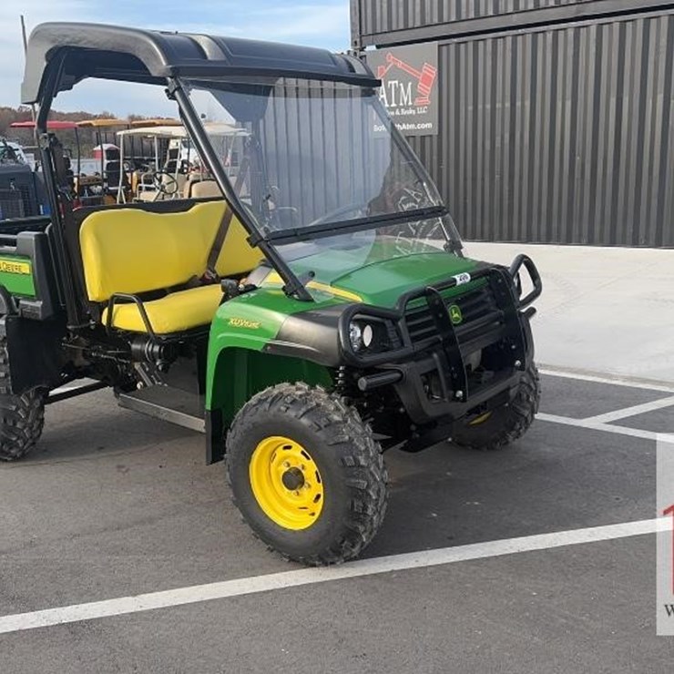 2021 JOHN DEERE GATOR