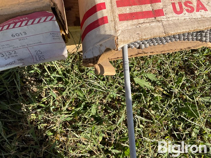 lincoln-/20thcentury-ac/dc-stick-welders-image-12