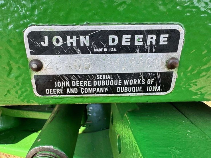 john-deere-2640-image-6