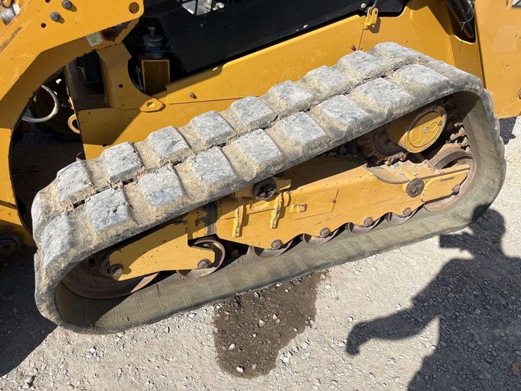 2019-caterpillar-289d3-image-18