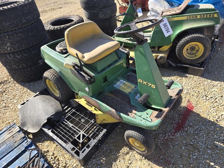 john-deere-la-image-2