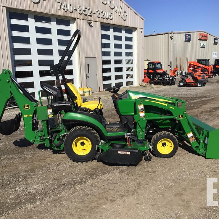 2018 JOHN DEERE 1025R