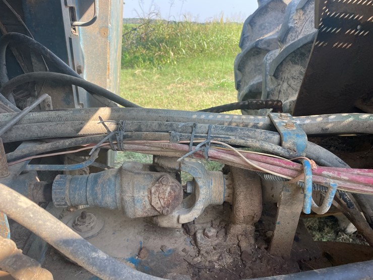 1991-versatile-876-image-15