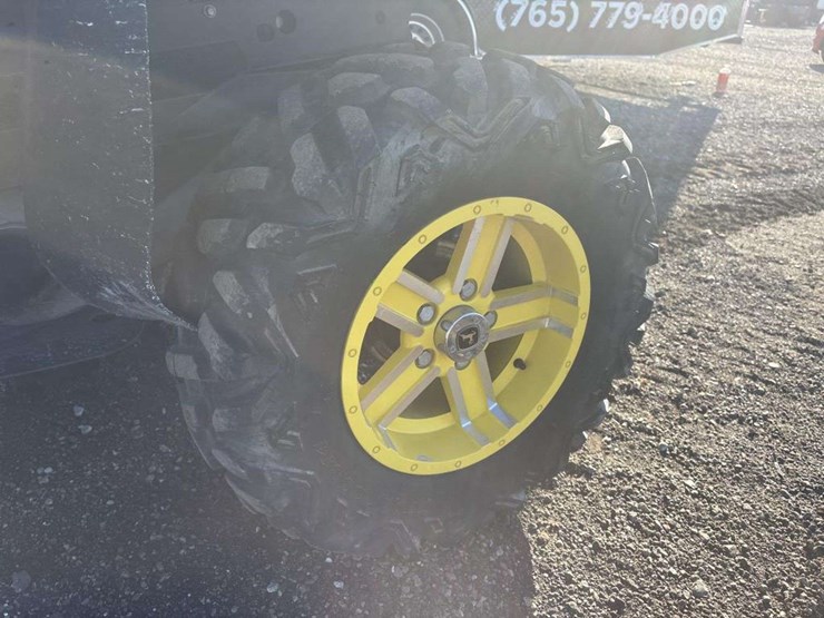 john-deere-gator-image-8