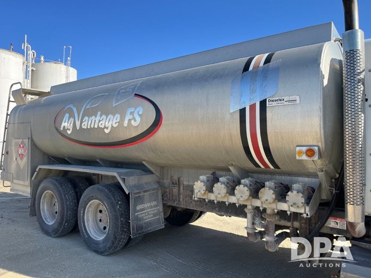 2010-ihc-workstar-petroleum-truck-(jn3389,-unit-487)-image-27