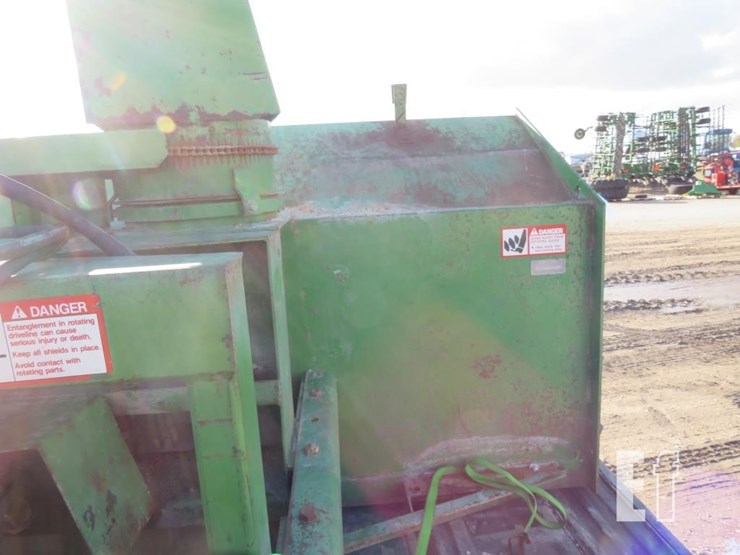 john-deere-686-image-4