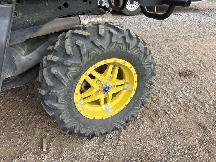 john-deere-gator-image-10