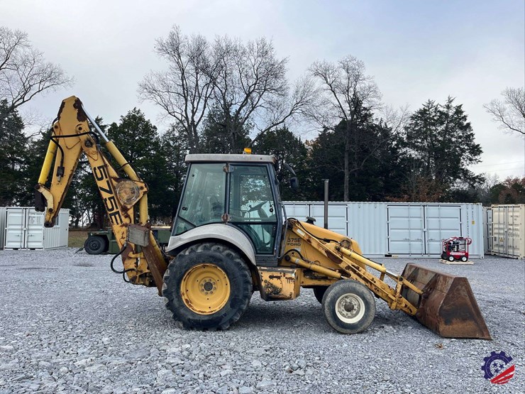 new-holland-575e-image-5