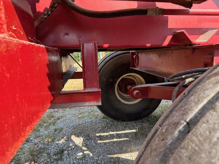 bbi-fertilizer-spreader-image-8