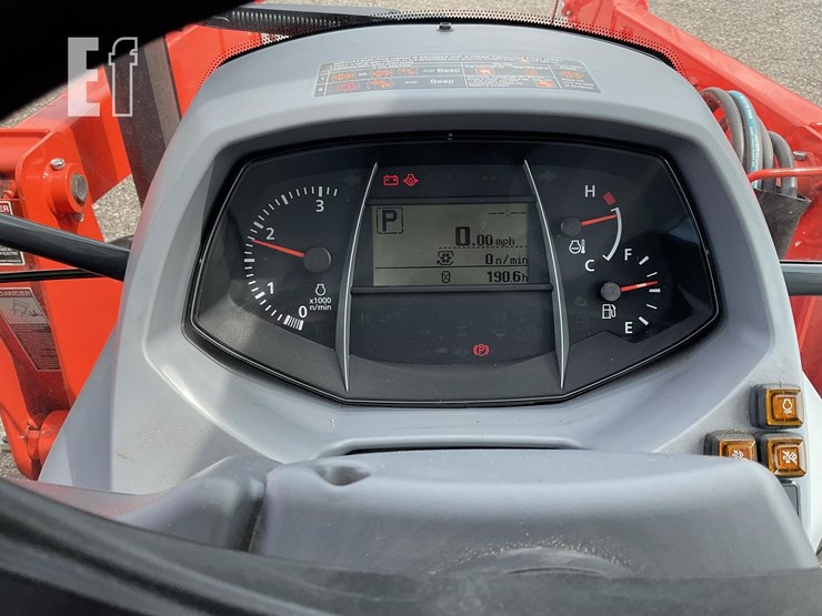 2020-kubota-m4-071hdc12-image-24