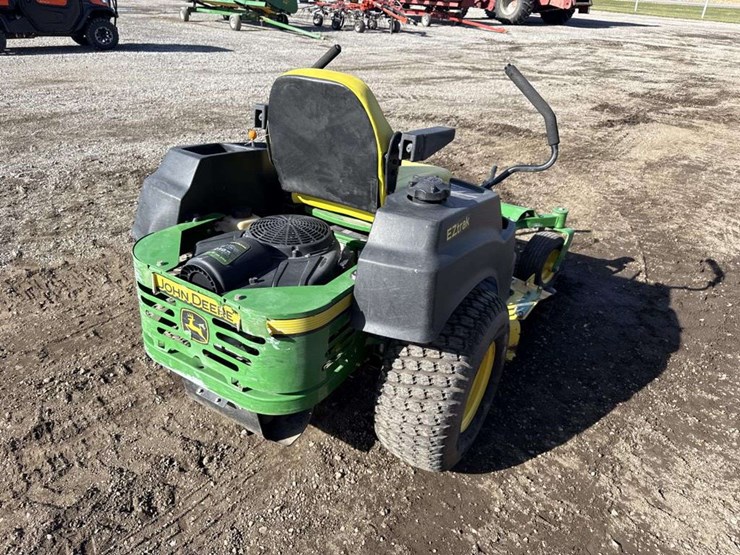john-deere-z445-image-4