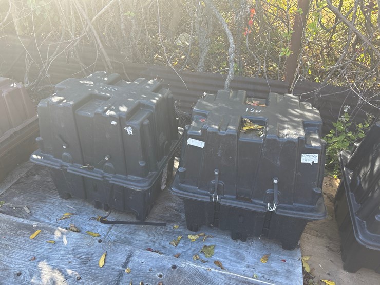 #150-•-(4)-plastic-transport-cases-image-2