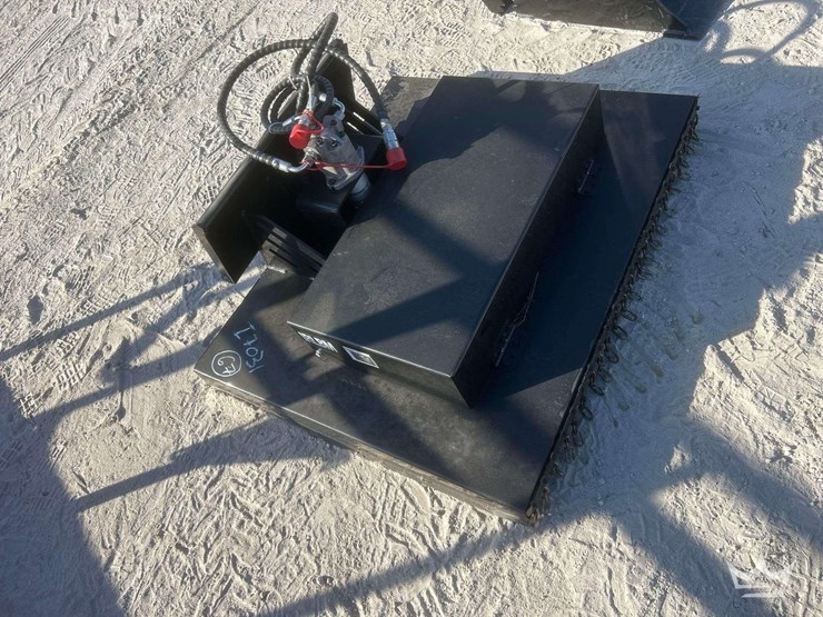 brush-cutter-mini-skid-steer-attachment-image-4