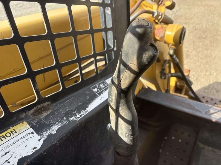 john-deere-250-image-14