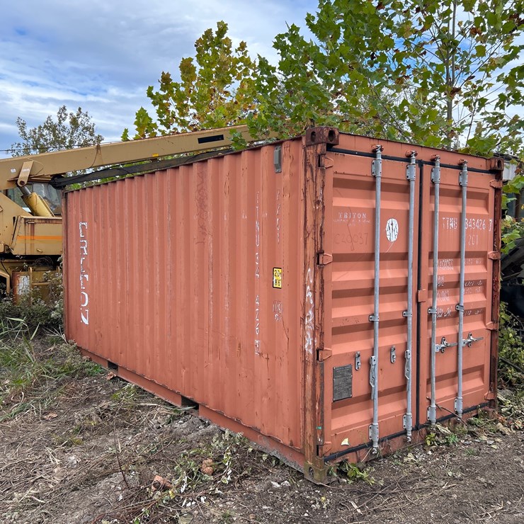 #90 • 20’ Shipping Container
