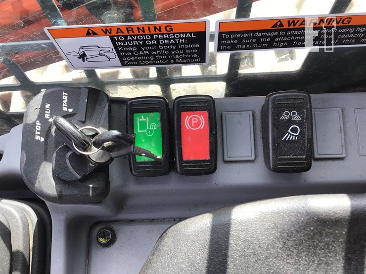 2024-kubota-svl97-2-image-17