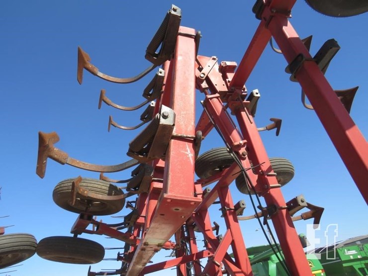 case-ih-4300-image-13