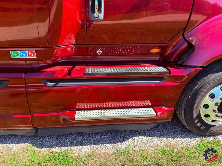 2017-international-prostar-image-39