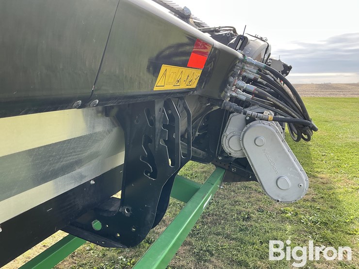 2022-mac-don-fd240-image-12