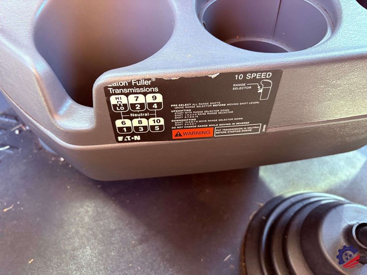 2017-international-prostar-image-80