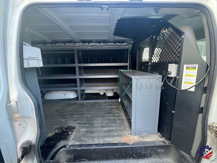 2012-chevrolet-express-van-image-34