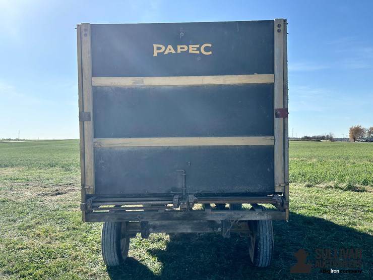 papec-14-forage-wagon-on-knowles-running-gear-image-6