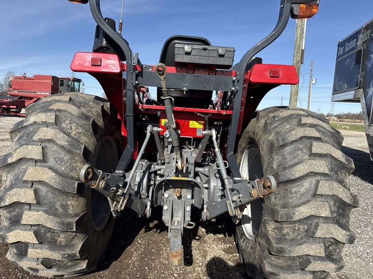 massey-ferguson-2705e-image-14