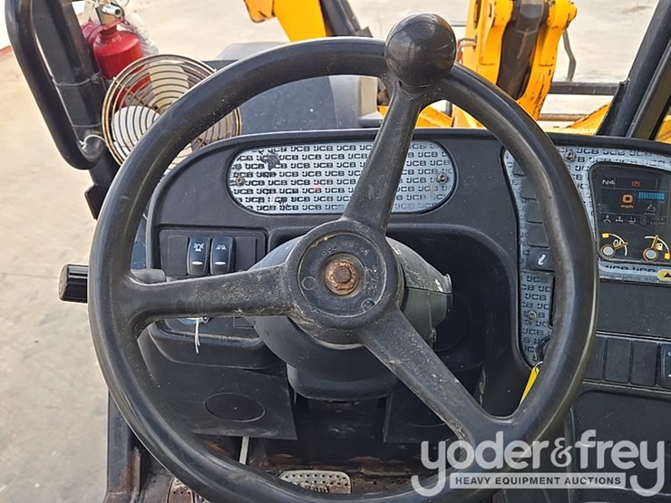 2017-jcb-512-56-image-123